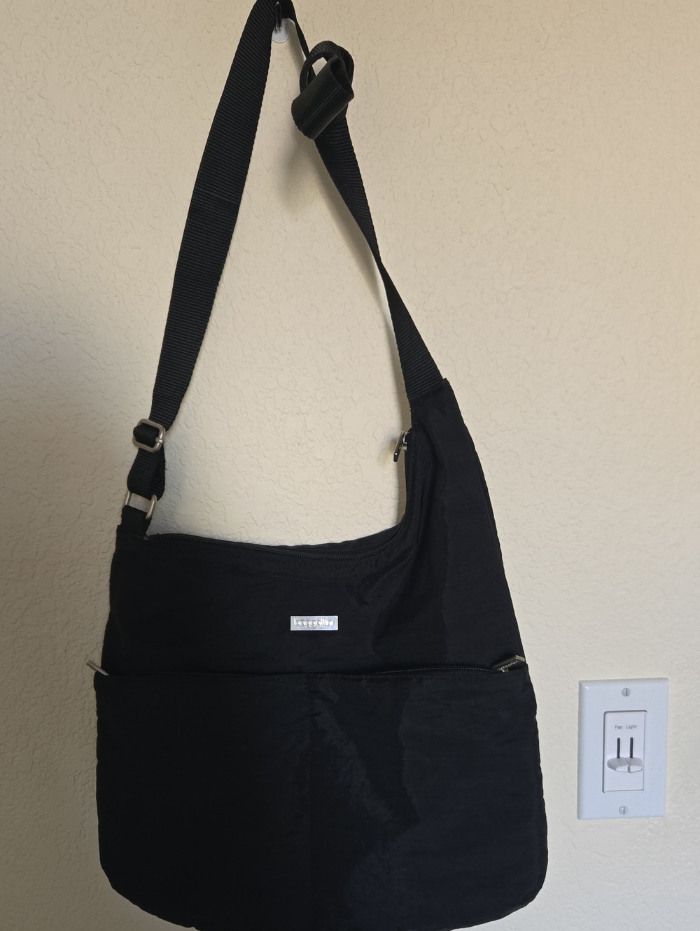 Baggallini Crossbody/shoulder bag